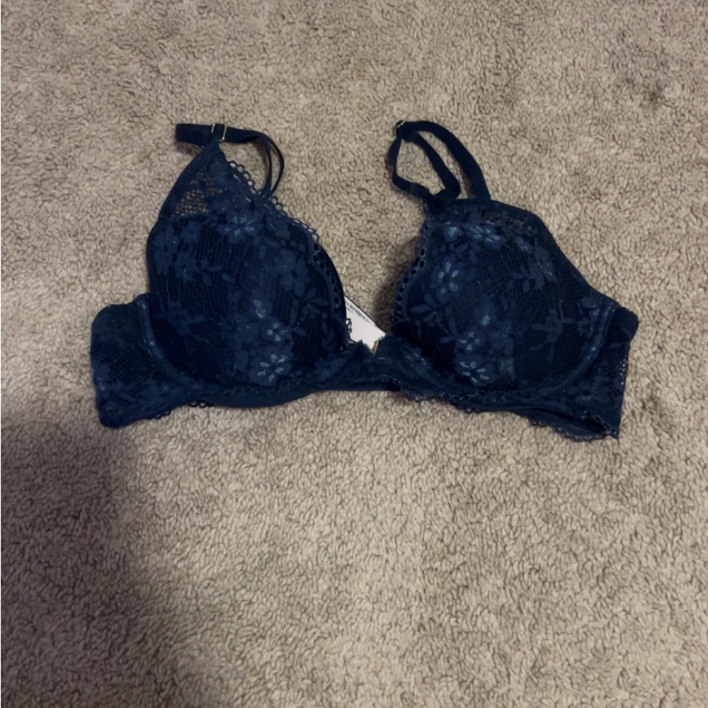 Lace Underwire Bra in Navy Blue